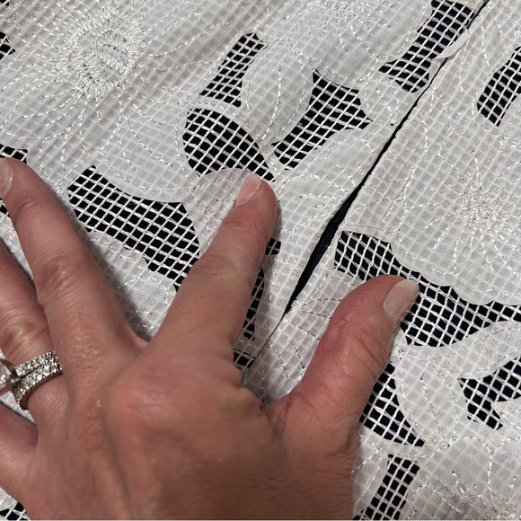 NWT Katherine Kelly “Mackenzie Dress” Ivory/Navy Exquisite Stitched Overlay Sz 2 - Picture 14 of 15